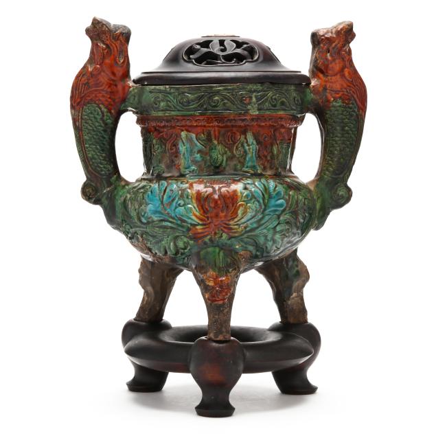 a-chinese-fahua-glazed-pottery-censer-with-carved-wood-cover