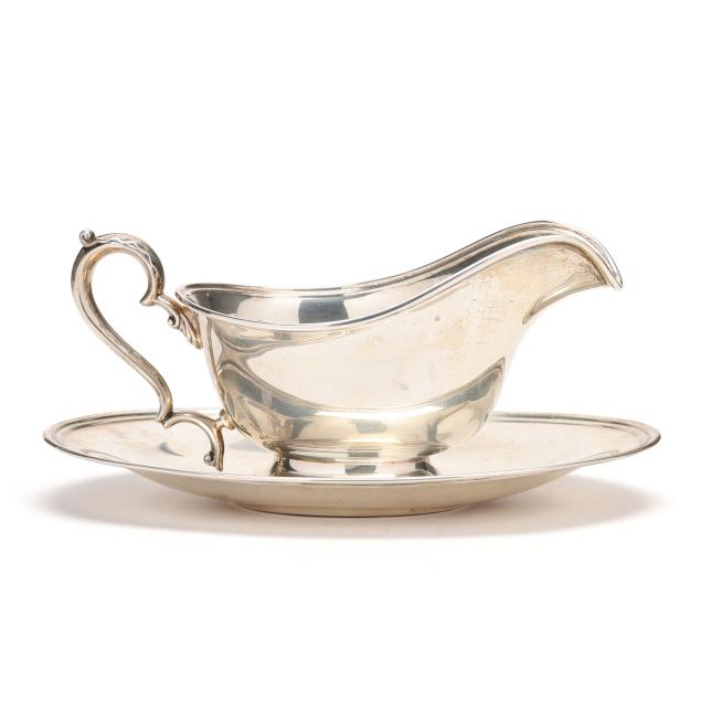 international-sterling-silver-gravy-boat-and-underplate