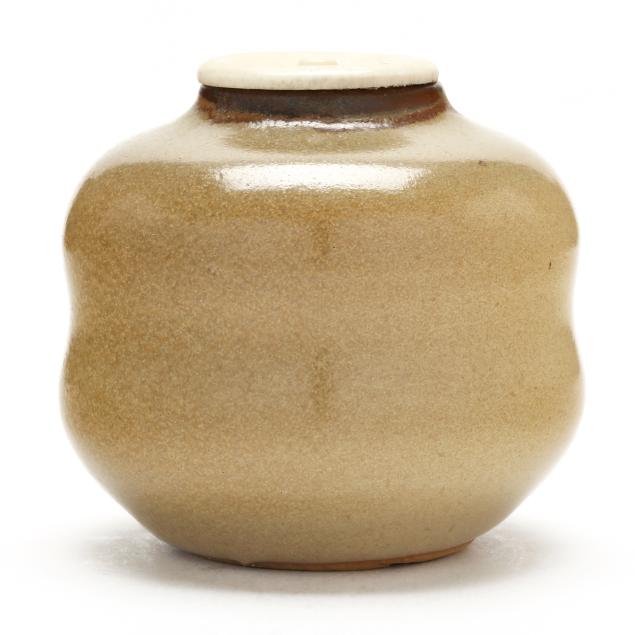 whang-chongnye-korean-b-1927-tea-caddy