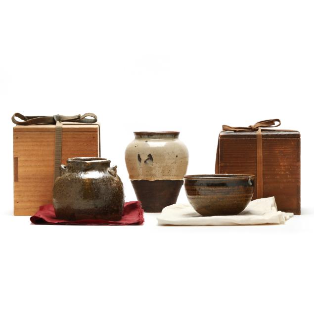 a-group-of-japanese-ceramics