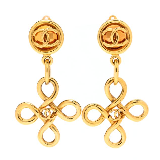gold-plated-cc-logo-infinity-earrings-chanel