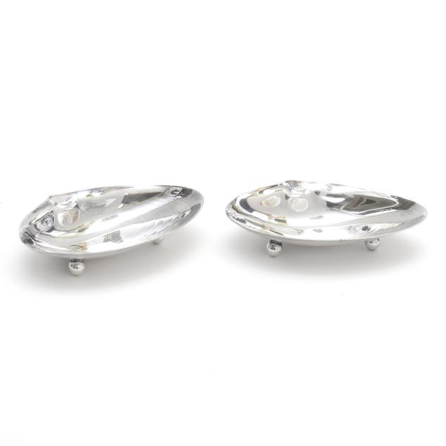 a-pair-of-silver-plated-clam-shell-dishes