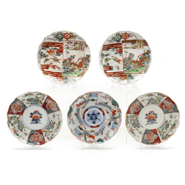 five-japanese-imari-porcelain-plates