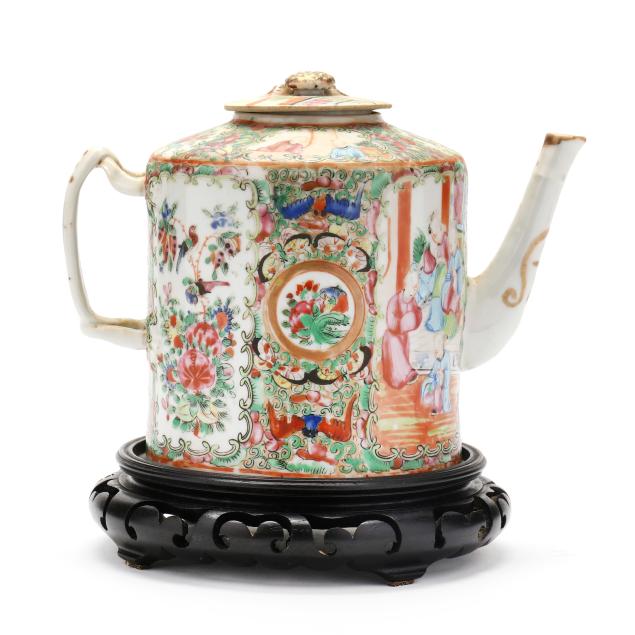 chinese-export-famille-rose-porcelain-teapot