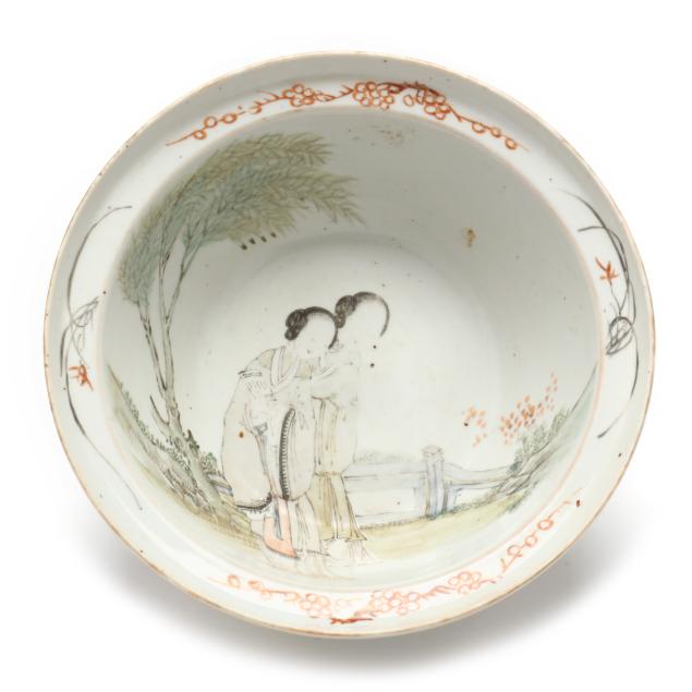 chinese-porcelain-famille-rose-center-bowl