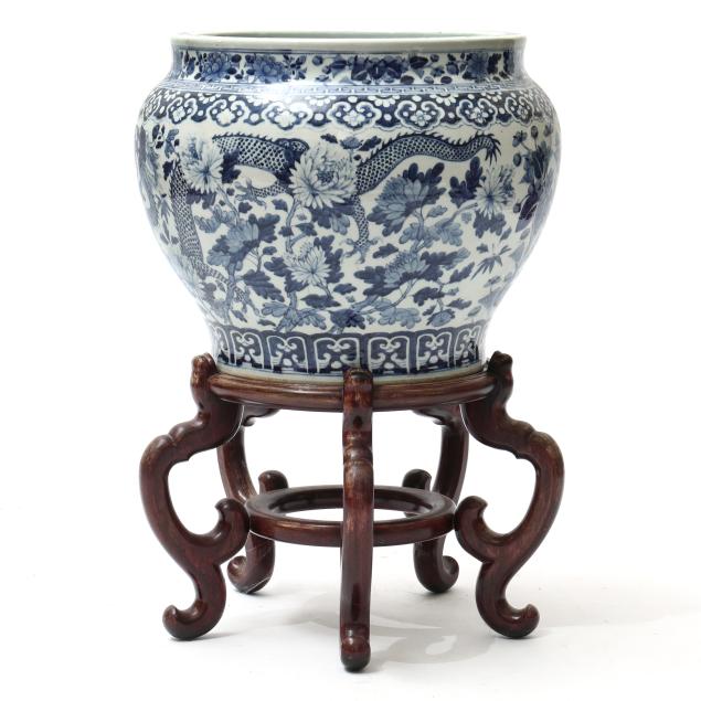 chinese-porcelain-blue-and-white-dragon-jardiniere-with-stand