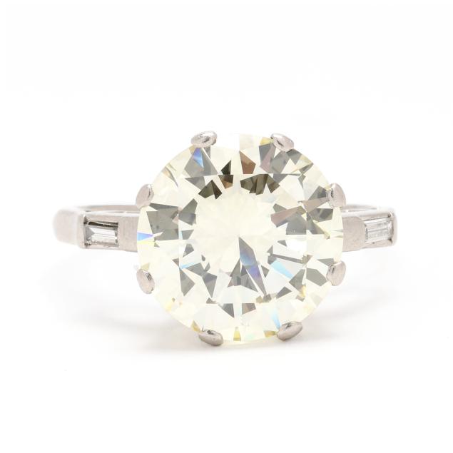 platinum-and-diamond-ring