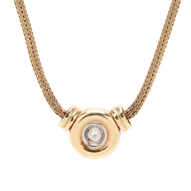 gold-and-diamond-necklace