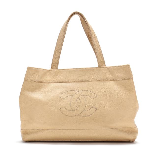 tan-leather-cc-logo-tote-bag-chanel