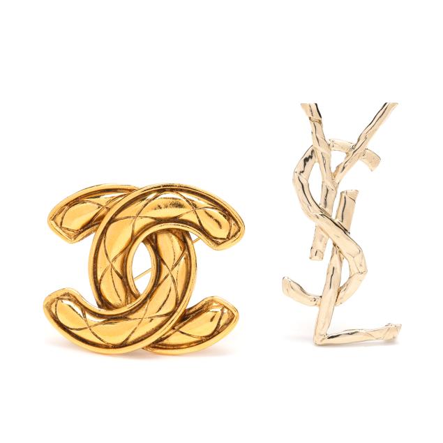 two-gold-tone-designer-monogram-brooches
