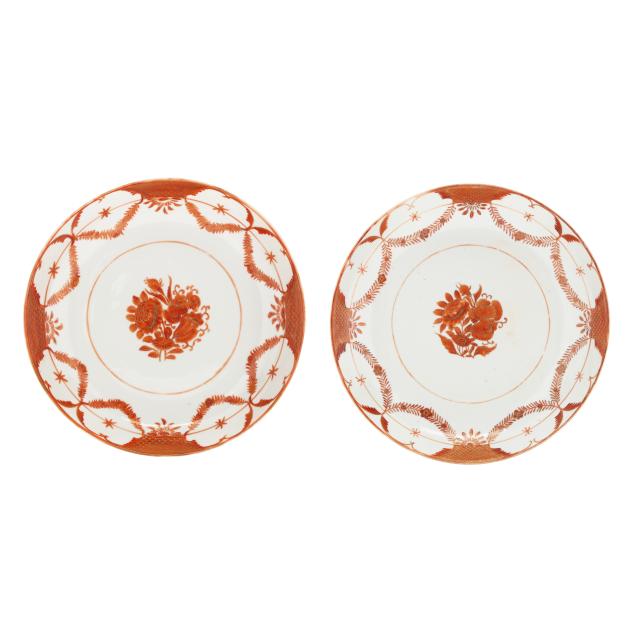 a-pair-of-chinese-export-porcelain-iron-red-and-gilt-decorated-low-bowls