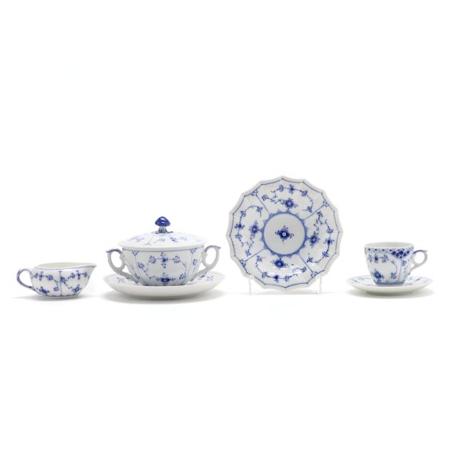 assorted-royal-copenhagen-i-blue-fluted-i-tableware