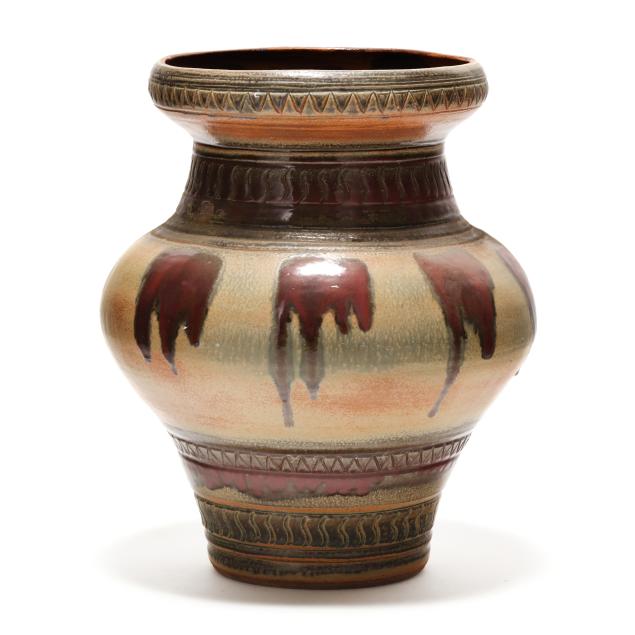 north-carolina-pottery-a-large-decorated-jardiniere