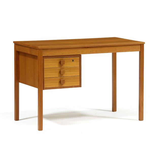 domino-mobler-danish-teak-desk