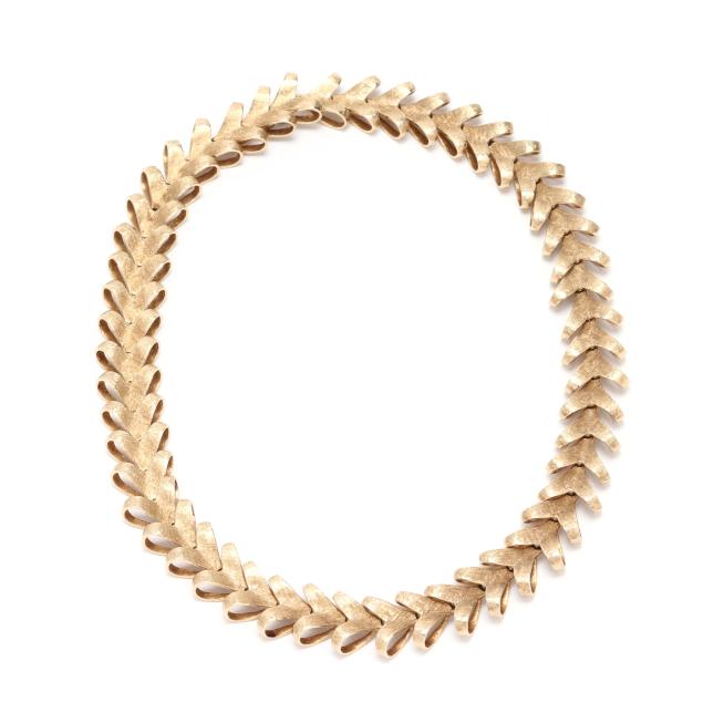 fancy-gold-choker-necklace