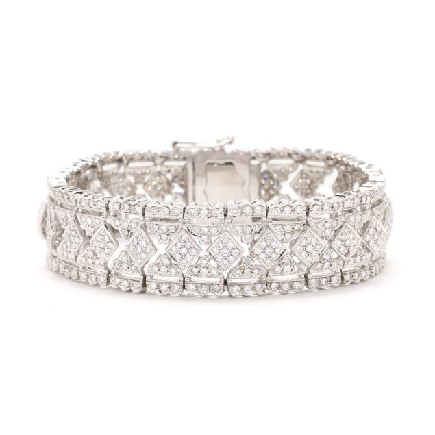 white-gold-and-diamond-bracelet