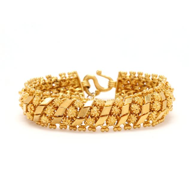 high-karat-gold-bracelet