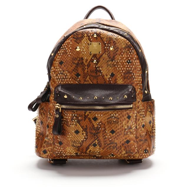 printed-leather-i-stark-i-studded-backpack-mcm