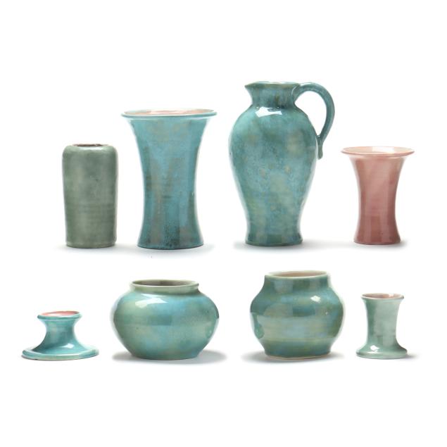 pisgah-forest-pottery-arden-nc-eight-pieces-of-blue-and-pink-pottery