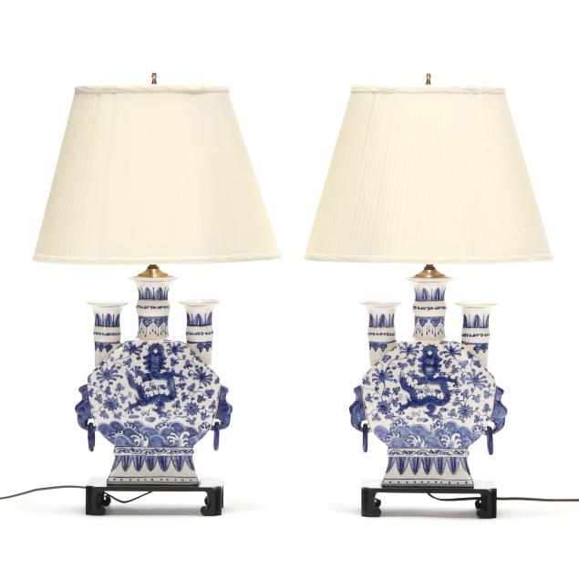 a-pair-of-asian-style-blue-and-white-lamps