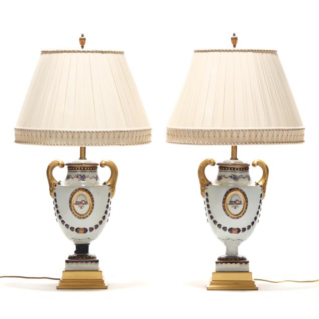 pair-of-mottahedeh-lowestoft-reproduction-porcelain-urn-table-lamps