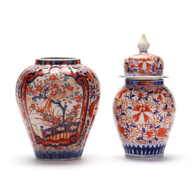 two-japanese-imari-porcelain-jars