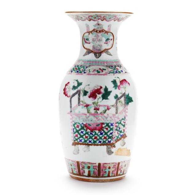 a-chinese-porcelain-famille-rose-vase-with-archaic-vessels