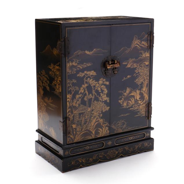 chinese-tabletop-gilt-and-lacquer-cabinet