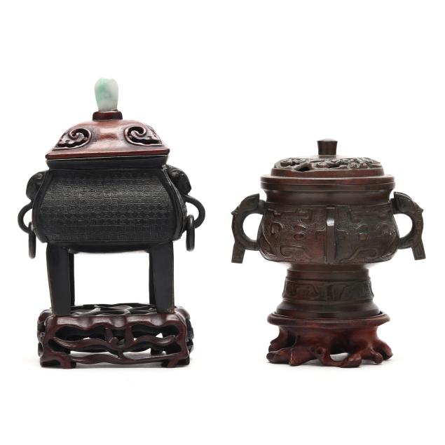 two-chinese-bronze-censers-with-covers