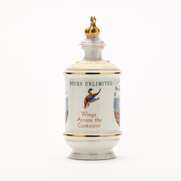 old-cabin-still-whiskey-in-ducks-unlimited-porcelain-decanter