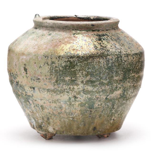 a-chinese-green-glazed-jar
