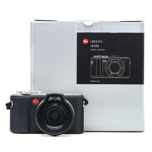 leica-x-u-audi-design-camera-with-box-and-charging-equipment
