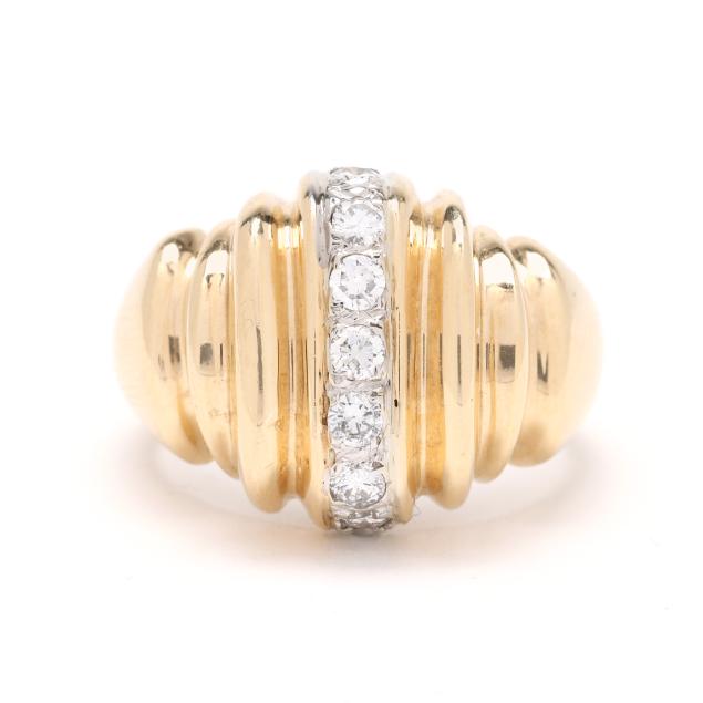 gold-and-diamond-ring