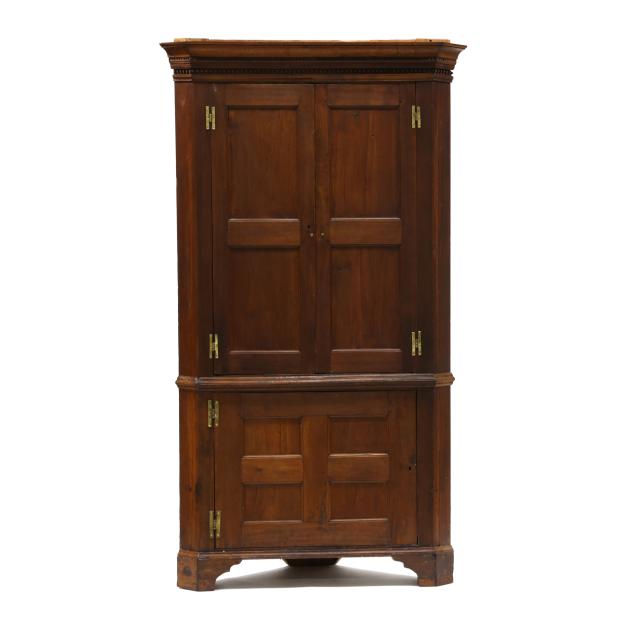 north-carolina-chippendale-walnut-corner-cupboard