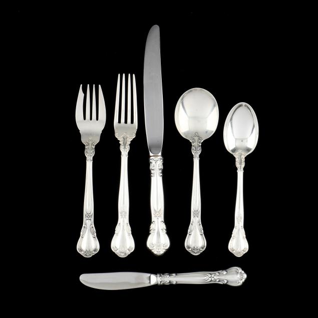 gorham-i-chantilly-i-sterling-silver-flatware-service