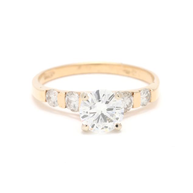 gold-and-diamond-ring