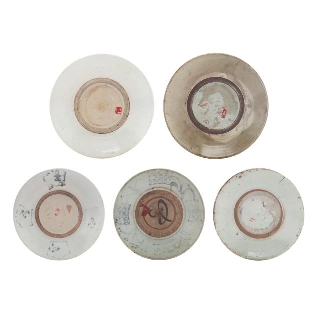 a-group-of-chinese-ming-style-shipwreck-dishes