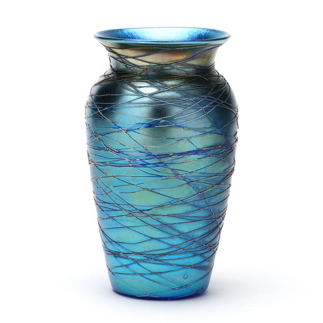 durand-threaded-art-glass-vase
