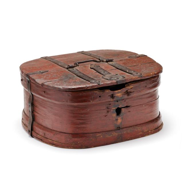 primitive-iron-bound-painted-wood-storage-box