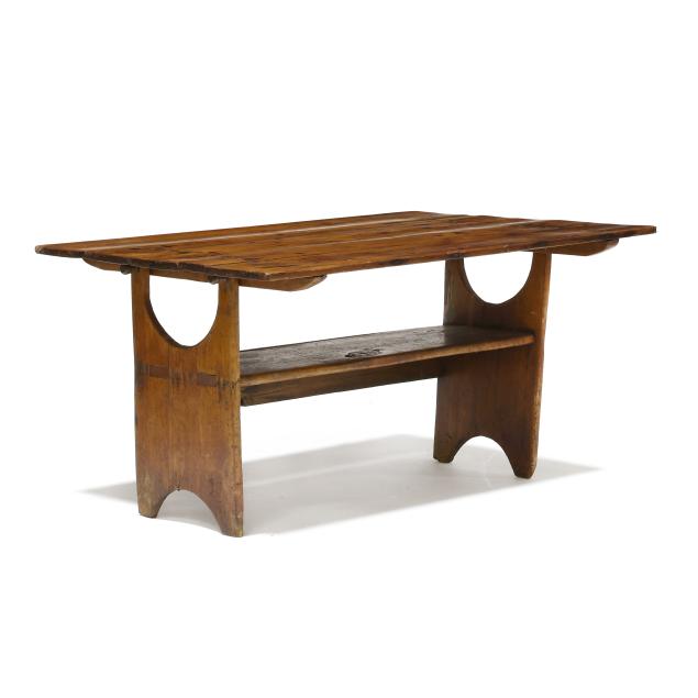 primitive-pine-pin-top-table