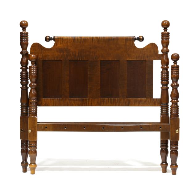 leonards-tiger-maple-queen-size-bed