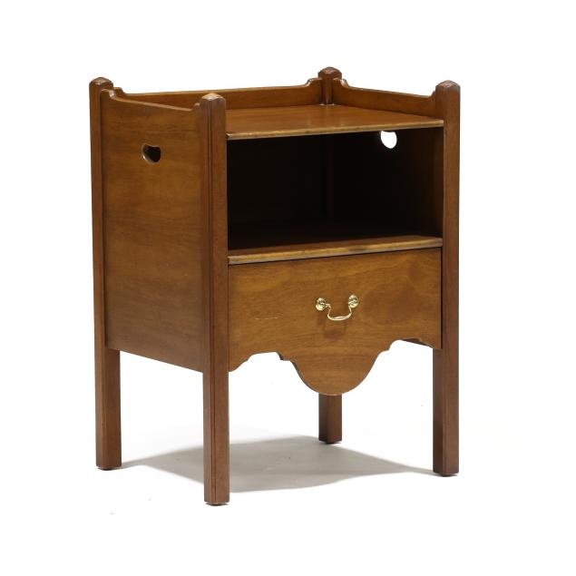 kittinger-williamsburg-adaptation-chippendale-style-one-drawer-stand