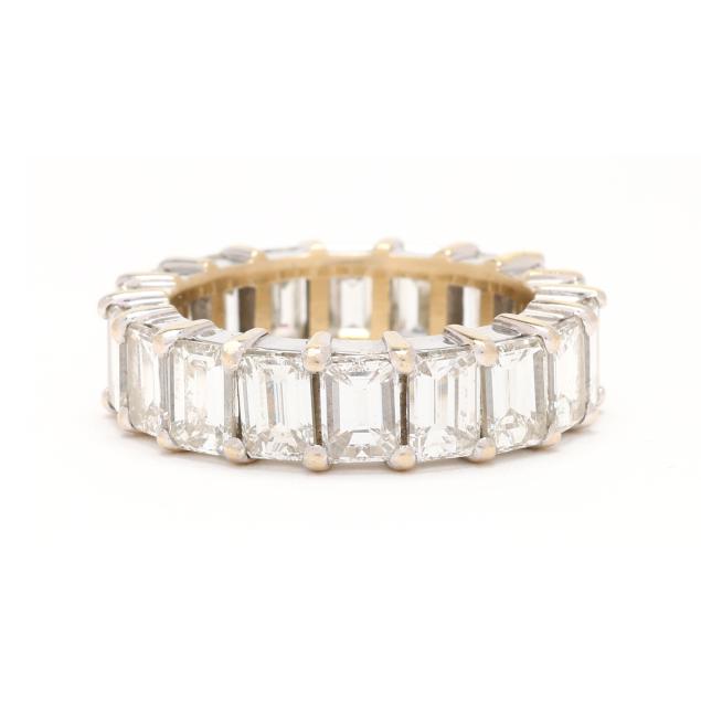 white-gold-and-diamond-eternity-band