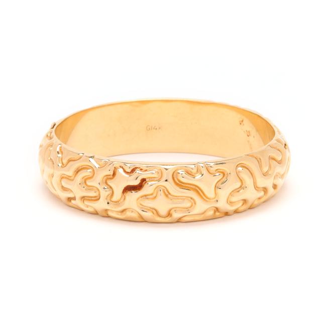 gold-modernist-bangle-bracelet