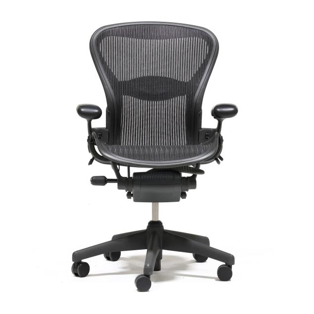don-chadwick-and-bill-stumpf-aeron-office-chair