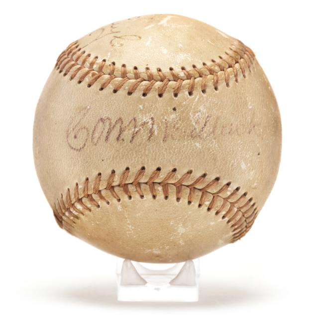 vintage-baseball-with-two-hall-of-fame-signatures