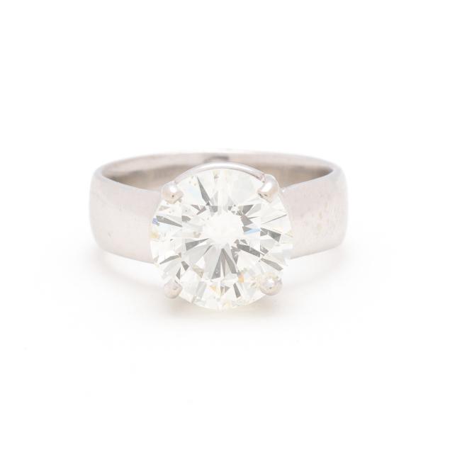 white-gold-and-3-00-carat-round-brilliant-cut-diamond-ring