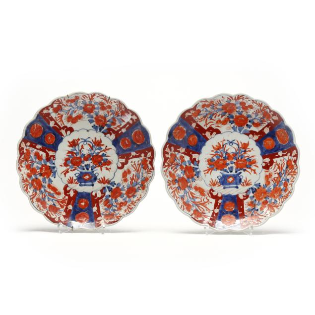 a-pair-of-japanese-imari-porcelain-chargers
