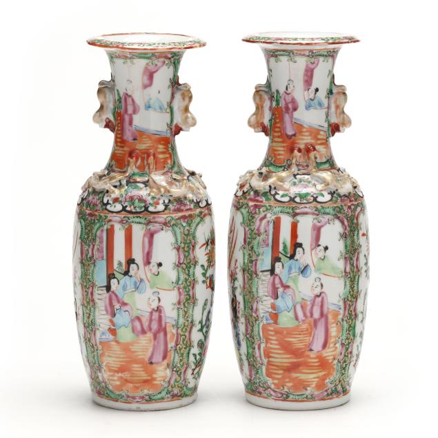 a-pair-of-chinese-export-porcelain-rose-medallion-vases