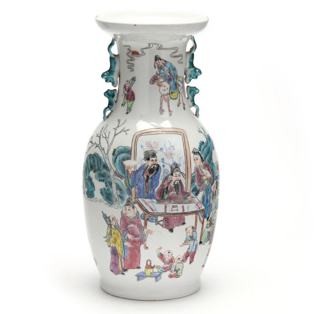 a-tall-chinese-porcelain-vase